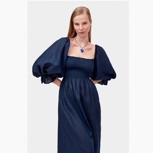 Daily sleeper Atlanta smocked linen dress